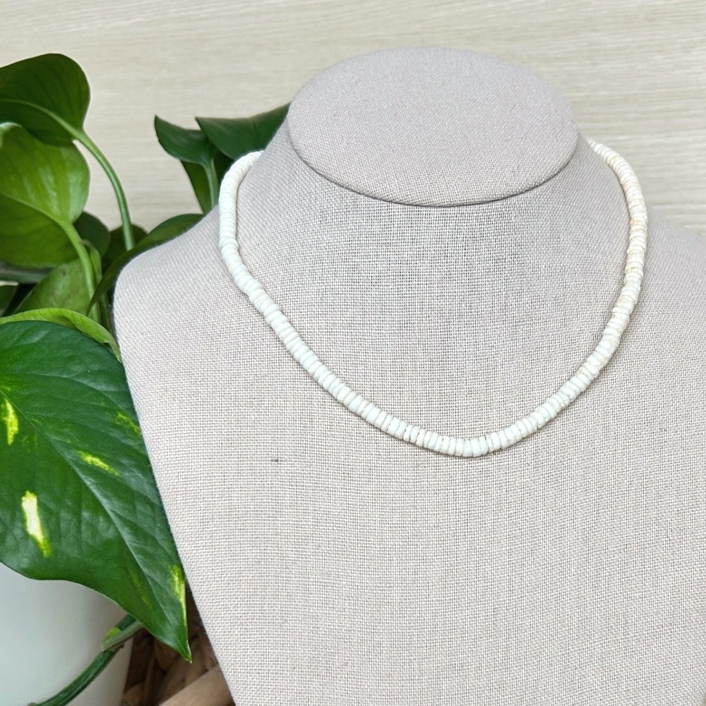 y2k White Shell Bead Necklace Choker Strand Boho‎ Beach Surfer Style